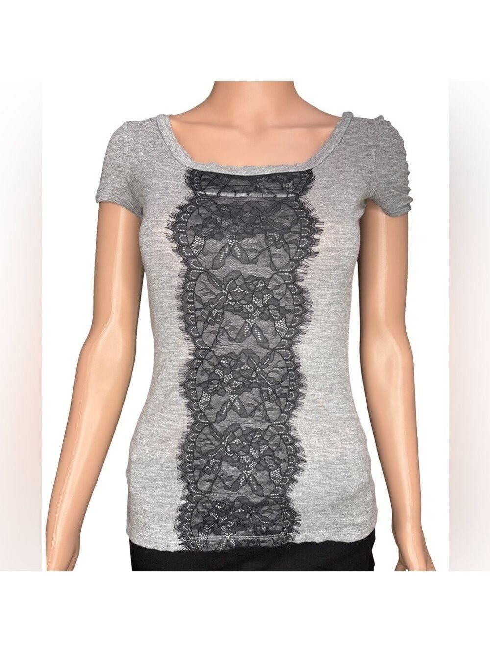 Gray Short Rouched Sleeve Scoop Neck Tee with Lace Detail XS